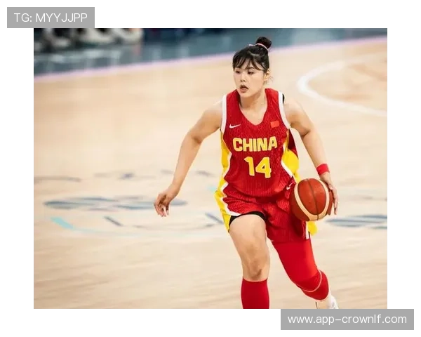 李月汝家里那个衣帽间，比我家还大