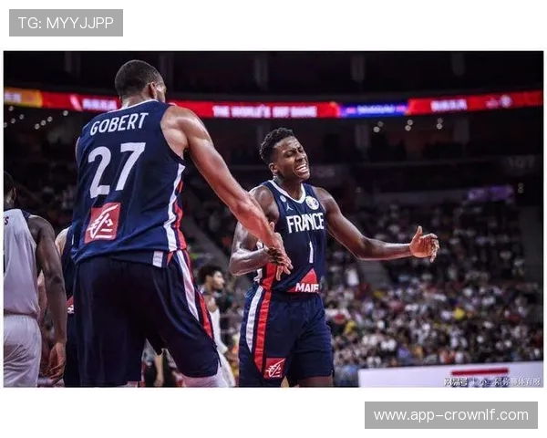 巴恩斯无球跑位提升进攻效率 场均关键回合得分拉开差距