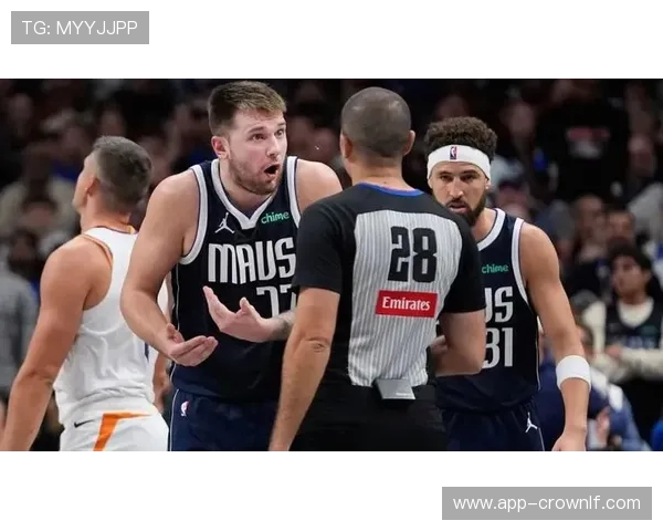 NBA假摔判罚规则解析：球员如何被认定故意摔倒？
